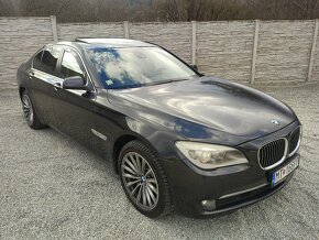 BMW Rad 7 740d - 10