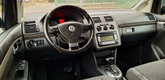 Volkswagen Touran Facelift 1.9TDi 77Kw R.v.:6/2009 DSG 6R - 10