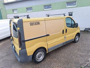 RENAULT TRAFIC 1,9DCI - 10