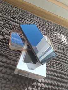 Samsung Galaxy A52/256GB - 10