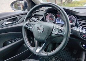 Opel Insignia ST 2018 - 10