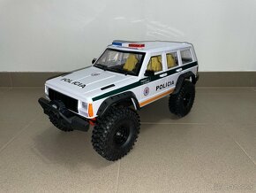 Jeep Cherokee XJ - 10