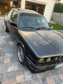 Bmw e30 coupe 318is - 10