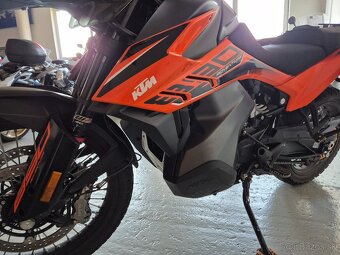 KTM 890 S Adventure - 10