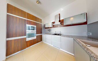 3 izb. penthouse s jedinečnými výhľadmi na celú Bratislavu - 10