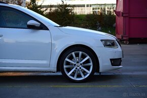 Škoda Octavia Combi 2.0TDI DSG Business - 10