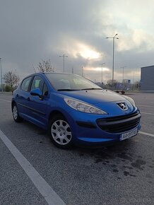 Peugeot 207 - 10