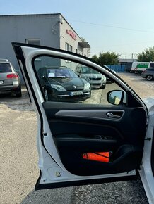 Renault Arkana 1.3 TCe 140 mHEV Intens EDC DPH 1. Majiteľ - 10