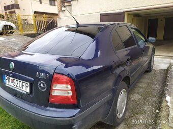 Škoda Octavia 1.6 benzín - 10