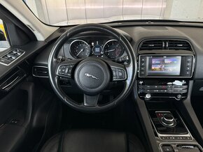 Jaguar F-Pace 2,0 diesel 4x4, 8st. Automat SR auto - 10