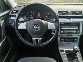 Volkswagen Passat B7 Variant 2.0 TDI CR - 10