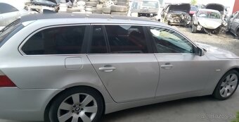 BMW E61 530D kombi 3,0D 160kw kód motora: 306D2 - 10