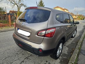 Nissan Qashqai +2 1.6 benzin 7.miest - 10