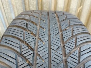 Zimné pneu Bridgestone Blizzak - 215/55 r17 - 10
