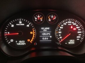 AUDI A3 Sportback 2,0 TDI 103 KW M6 - 10