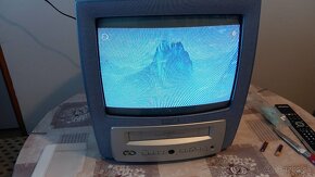 TV + VHS - 10