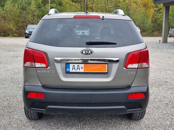 KIA SORENTO 2,2CRDi 4x4 - 10