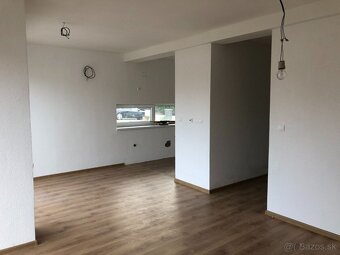 REZERVOVANÉ DOMY PRE RADOSŤ 4 izbové II. Etapa, 92 m2 Galant - 10