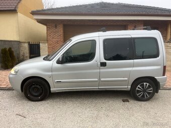 Citroen Berlingo 5 miestne s Taznym - 10