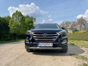 Hyundai Tucson 4x4 benzin 130kW - 10