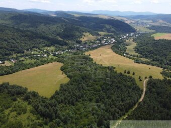 Exkluzívny pozemok s očarujúcou panorámou nad obcou Osadné - 10