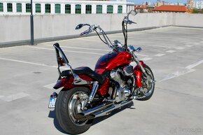 Honda VTX 1800 Custom - 10