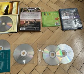 DVD filmy,CD pre dospelych a deti - 10