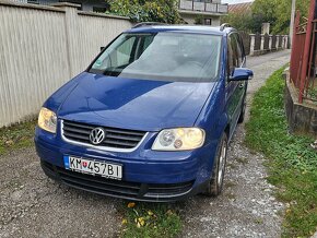 Predám Volkswagen Touran 1.6 benzin - 10