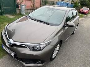 Toyota Auris 1.6 Valvematic - 10