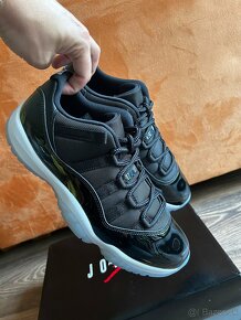 Air Jordan 11 low Space Jam (43) - 10