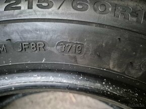 215/60r16 zimné 4 ks DUNLOP dezén 7,7-6,7 mm DOT2019 - 10