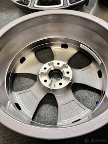 5x110 R18 Alu originál Jeep Renegade + senzory TOP STAV - 10