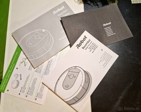 Robotický vysávač Roomba i7156 - 10