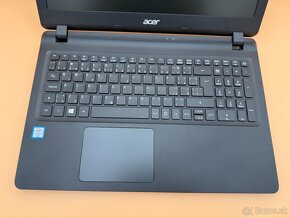 Notebook 15,6" Acer. Intel i3-6006U 2x2.00GHz.8gb ram.512SSD - 10