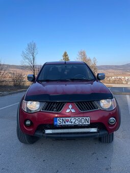 Mitsubishi L200 2.5 DI-D 4X4 SUPER SELECT 123KW - 10