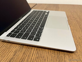 MacBook Air 13" M1 8/256GB Silver - 10