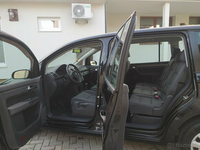 Volkswagen Touran 1,9 TDI  Black Line 6-st. Manuál - 10