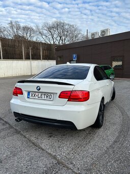 BMW 320d coupe xDrive - 10