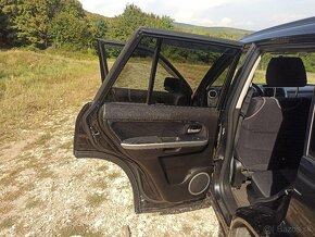 Suzuki Grand Vitara 1.9 DDiS - 10