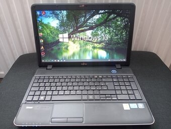 predám Fujitsu Lifebook a512 , Intel® Core™i7 ,8gb ram ,ssd - 10