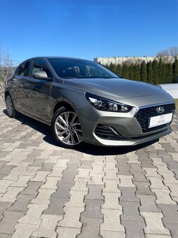 Hyundai i30 Fastback 1.4 T-GDi Family 29000KM - 10