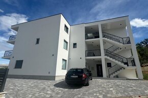 Apartmán s výhľadom Njivice - 10