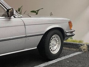 1:18 Mercedes-Benz 450 SEL 6.9 (W116) Silver - Revell - 10