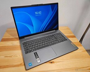 Lenovo IdeaPad Slim 3 15IAN8 Intel N100,8GB/128GB,W11,zaruka - 10