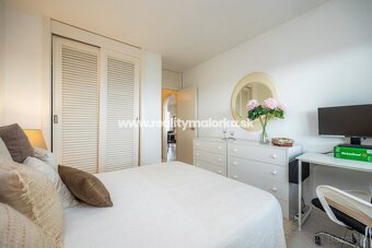 Na predaj apartmán s výhľadom na more v Puerto de Alcúdia - 10