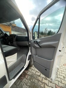 Volkswagen Crafter - 10