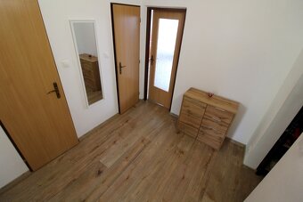 2-izbový byt s balkónom a loggiou, /62 m2/, Žilina - Hájik - 10