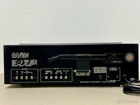 JVC VT-700 …. Solid State FM/AM Stereo Tuner - 10