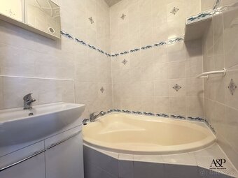 NA PREDAJ GARSÓNKA S BALKÓNOM V CENTRE MESTA, 24M2, ŠTEFÁNIK - 10