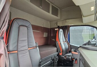 Volvo FH 16.550-8x4-ERKIN 172 tm–HR-ruka 9+6+JIB+Naviják - 10